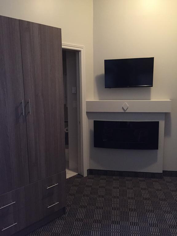 Hotel A2K Монреал Екстериор снимка