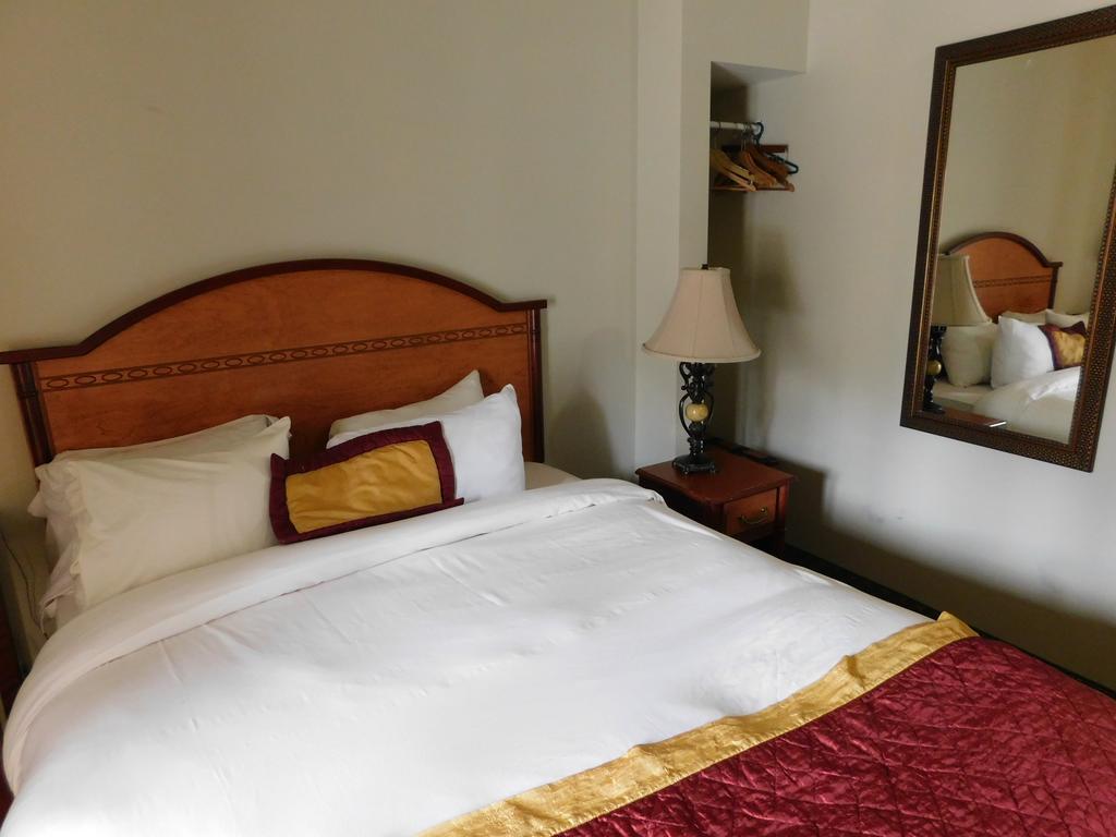 Hotel A2K Монреал Екстериор снимка