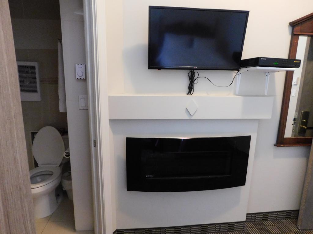Hotel A2K Монреал Екстериор снимка