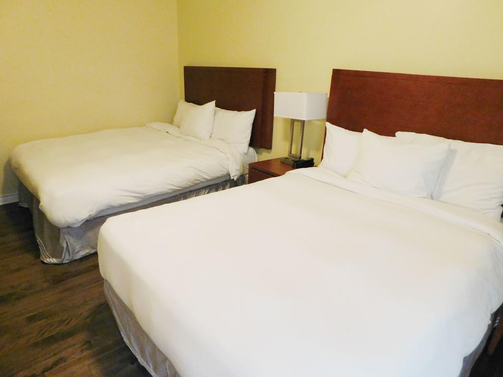 Hotel A2K Монреал Екстериор снимка
