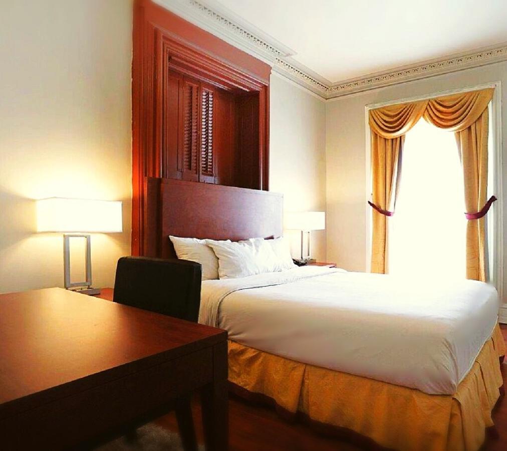 Hotel A2K Монреал Екстериор снимка