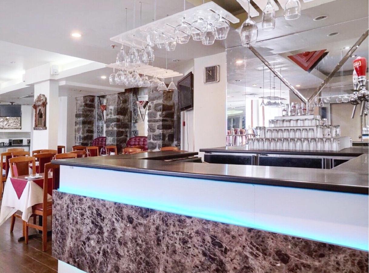 Hotel A2K Монреал Екстериор снимка